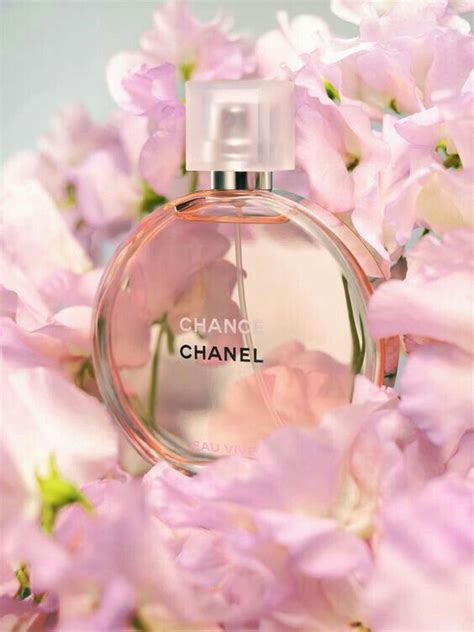 chanel flower perfume